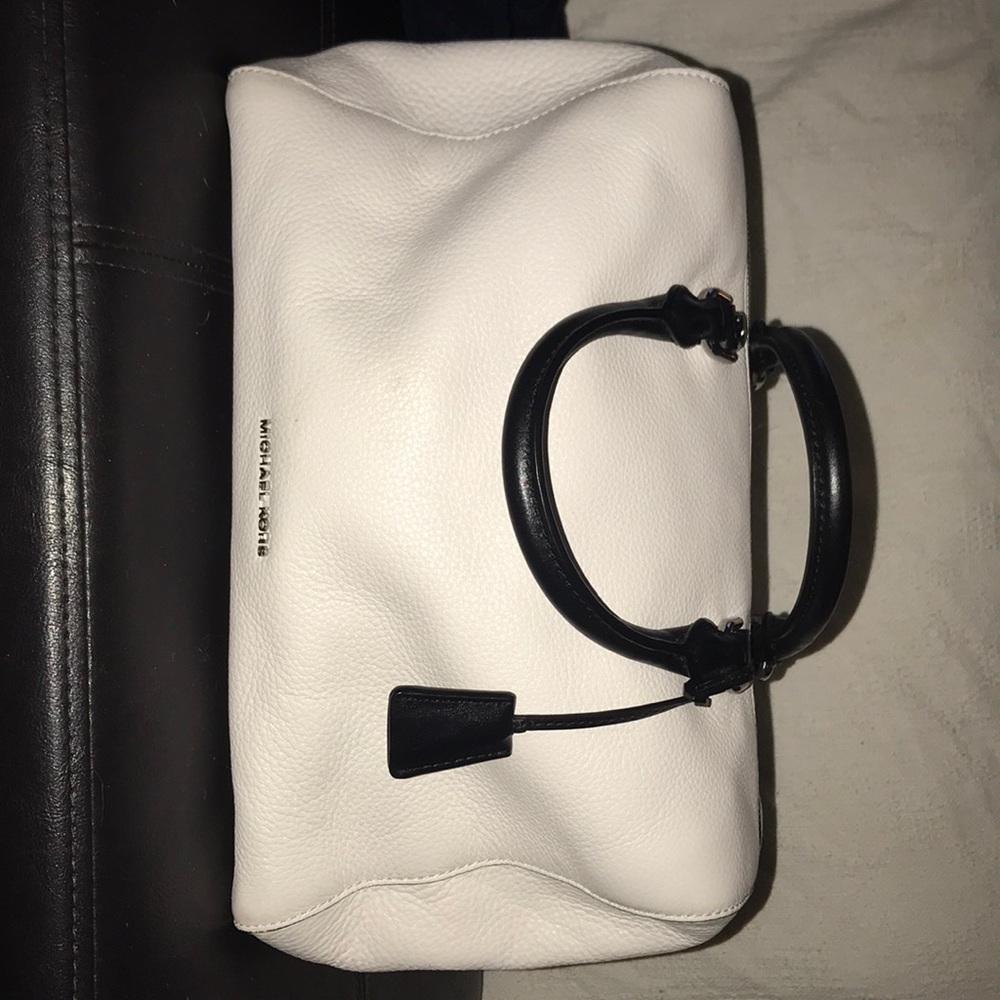 Micheal kors kirby handbag